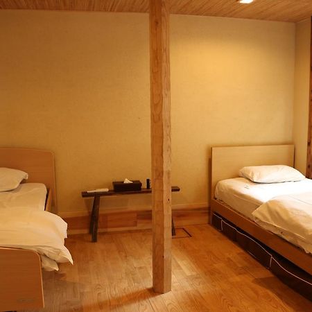 Hibari Hostel Кіото Екстер'єр фото